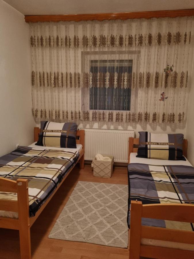 Ferienwohnung Sabina Bosanska Krupa Esterno foto